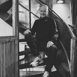 Contact person profile picture